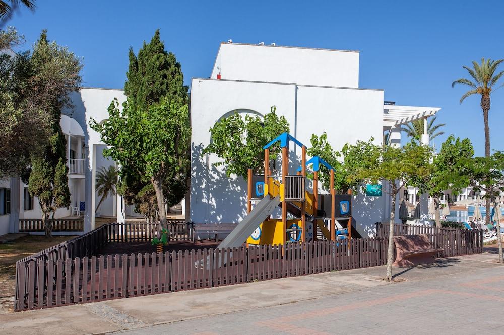 Grupotel Mar De Menorca Эс-Канутеллс Экстерьер фото