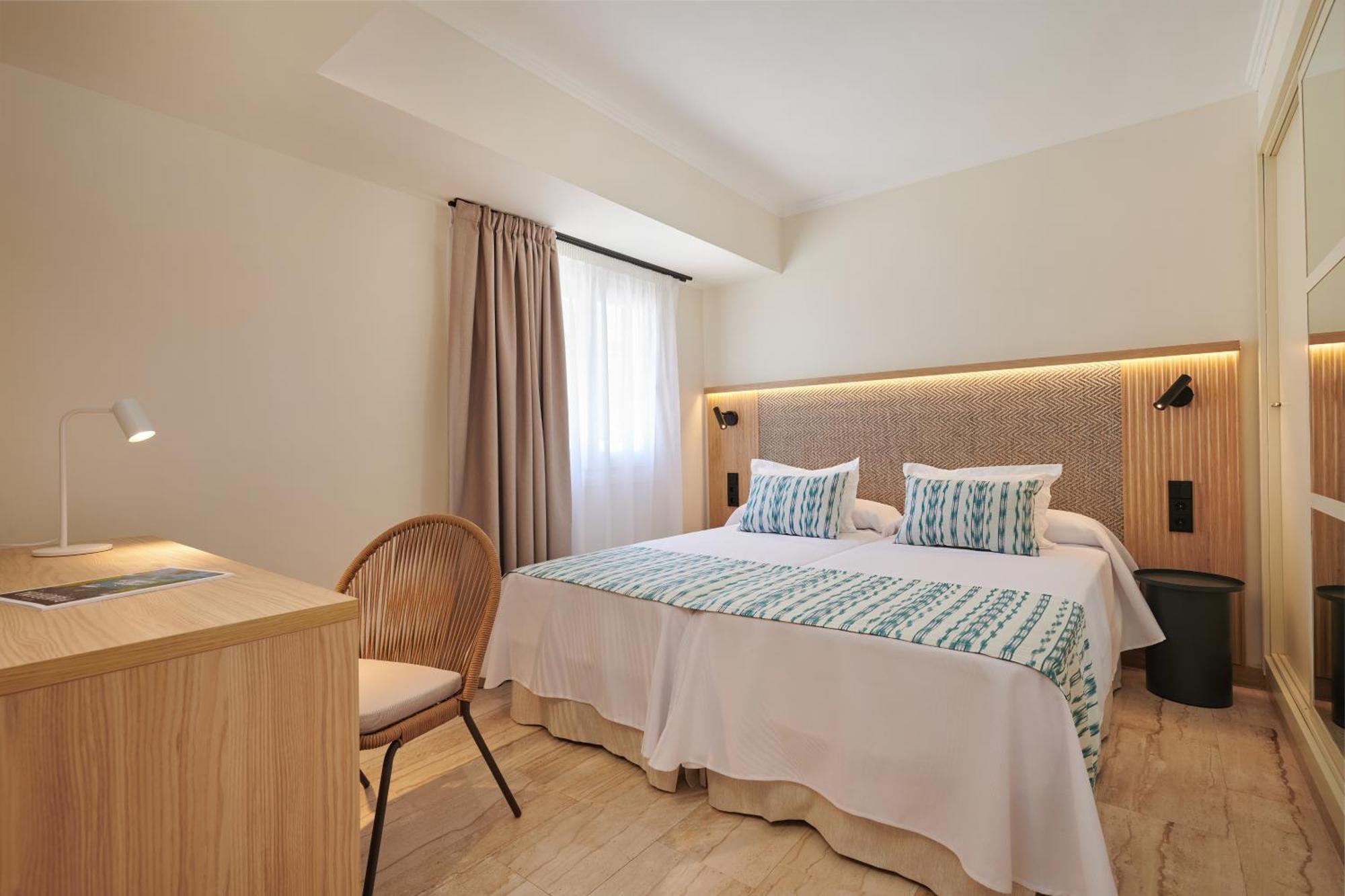 Grupotel Mar De Menorca Эс-Канутеллс Экстерьер фото