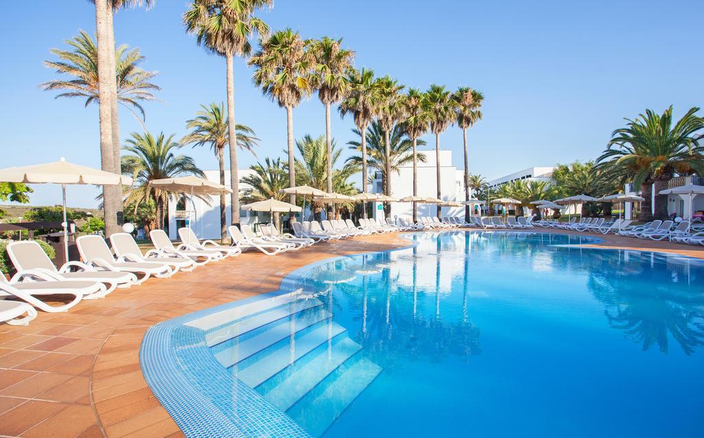 Grupotel Mar De Menorca Эс-Канутеллс Экстерьер фото