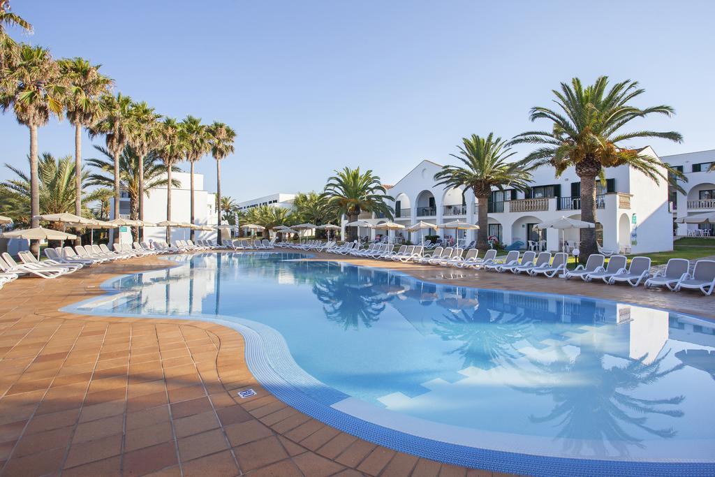 Grupotel Mar De Menorca Эс-Канутеллс Экстерьер фото